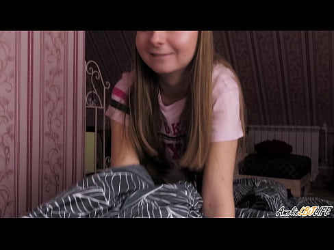 ❤️ Blondie Sucks BFF ของเธออย่างสุดซึ้งและได้รับ Cum ในปากของเธอ หนังโป๊สวย ที่เรา ❌️